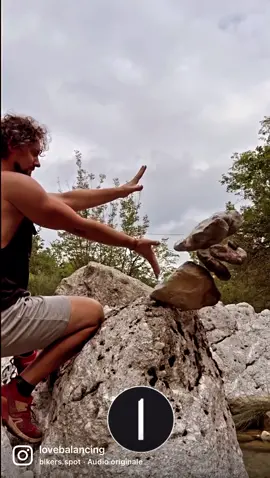 #videobelli #viral #viralreels #reels #bagnodiforesta #meditation #spirituality #yoga #equilibrio #loveyoga❤️ #bagnodiforesta #instadaily #picoftheday #igers #followmy