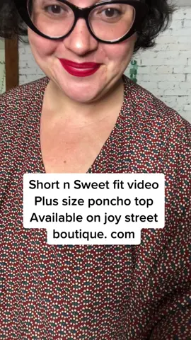 Available now on my shop! Link in the bio. Oversized and will fit 1x-5x  #3xplus #xpluswearreview #xpluselove #fallplussizeclothing #amostrombetto #plussizestyling #plussizeproud #plussizefashionexpert 