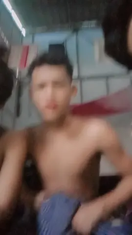 ပုဆိုးဝတ်နေတုနး်ရိုက်တယ့်မအေလိုးလေး#xyzbca #dontflop #abcxyz #pickupline #ပြည်တွင်းဖြစ်ကိုအားပေးပါ🇲🇲🇲🇲