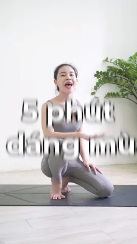 Bỏ túi ngay 5 phút tập để giữ dáng mùa lễ 2-9 này nha 👏 #LearnOnTikTok #QuocKhanh2022 #SongKhoe247 #yoga #Fitness