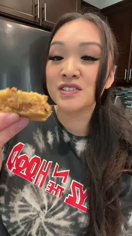 If you like cookie butter like I do, you’ll love this one 🤤 @crumblcookies #crumblcookies #crumbl #cookies #cookiebutter #eating #foryou #mukbang #fyp