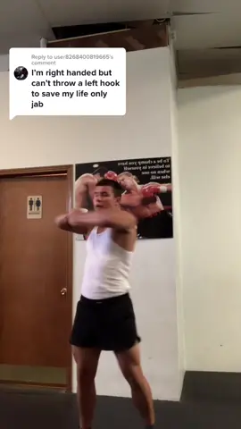 Replying to @user8268400819665 hope this little trick helped! #Fitness #boxing #workout #boxer #fyp #boxingtraining #boxingtips #coach #helpful #trainingtips #lefthook #punch #fighting #workouttip 