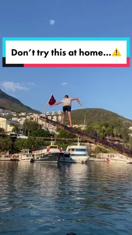 Don’t try this at home! ⚠️ 👣 We recommend starting with a balance beam that is a little less slippery and closer to the ground 👣 Tag someone who you think could make it to the flag 🤔  🎥: @musacobanoglu   #thefootcollective #repost #balance #barefoot #donttrythisathome #beam #play #fyp 