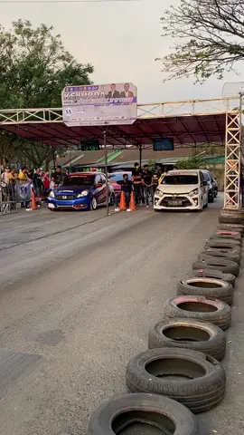 1.0cc vs brio 1.200 nich wkwk #fyp #brigifcimahi #dragrace #kejurda2022 #agyaaylaindonesia #agyamodifikasi #sumberproduction