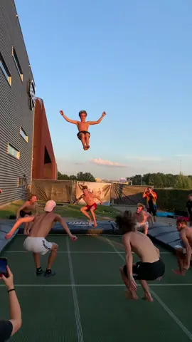 9 FLIPS 😰🤯#viral #foryou #fyp #insane #xyzbca #trampoline #BERGpro9 @BERG I AM A TRAINED PROFESSIONAL DO NOT ATTEMPT