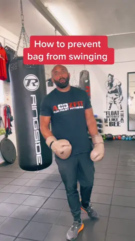 How to stop bag swinging #bagwork #boxingbag #bagswinging #boxingtips #gymtips #Fitness #boxfit #boxercise #fitnesstips #kettlebell 