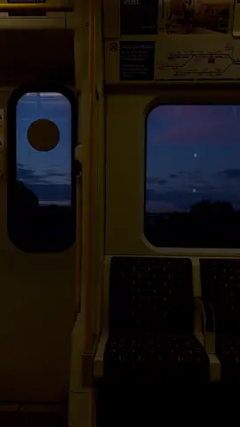 Evening train rides 🌌 #aesthetic #purplesky #trainride #photography #aestheticvideo #fyp