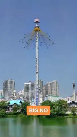 Would u ride it??? (h/t bestviralposts/tw) #droptower #amusementpark #shoutoutot