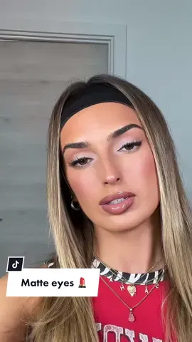 Matte eyes 💄🫶🏻 #tiktok #fyp #skincare #grwm #makeup #makeuptutorial #GenshinTeleport #UnlimitedHPInk 