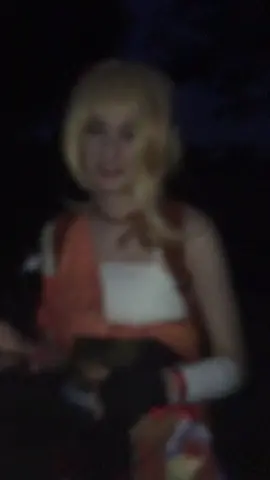 Amber chasing yoimiya with a flashlight! No clickbait! 