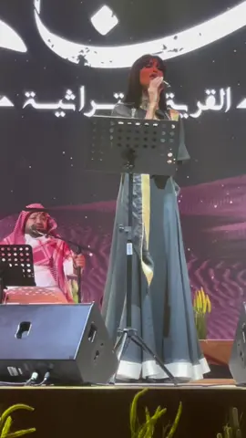 شرايكم في حفلة اميمة؟ #اميمة_طالب #oumaima_taleb #fyp #ذكرى @Oumaima Taleb 