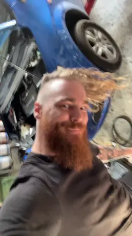 This Barina is “DO-“ #snekmek 