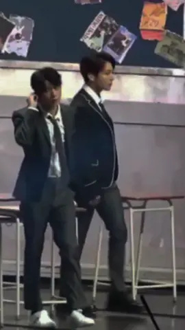 : tất cả nội quy của nhà trường, Jeon Jung Kook không cần tuân theo vì luôn có Kim Taehyung hắn chống lưng bảo vệ, nếu làm trái ý hắn 1 ly thì xem như các ngươi đi cả 1 dặm! #naslower #xuhuong #xuhuongtiktok #jungkook #taehyung #jk #v #taekook #xh #xhtiktok #pov #bts #bangtan 