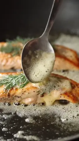 Luxuriously Delicious Creamy Salmon Pasta 😋 #salmonrecipe #pasta #pastatiktok #pastarecipe 