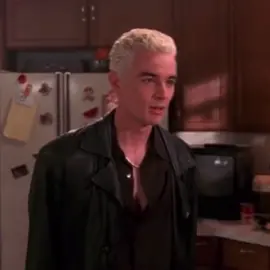 THIS SCENE 🫣🔥 #buffythevampireslayer #buffy #spike #spuffy #series #disney #vampiros #cacadora 