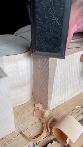 Pls turn down your phone volume It’s so decompressing #woodworking #woodwork#woodcarving #relax #relaxing #relaxation 