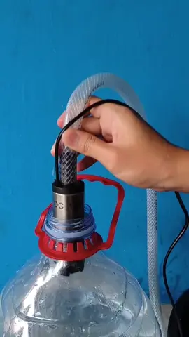 Pompa celup mini portable, untuk sedot air, minyak, solar, dll#fyp #shopping #racunintiktok #onlineshopping  #pump #bbm #waterproof #fypシ #fypage #pickshop #tiktokindonesia #follow
