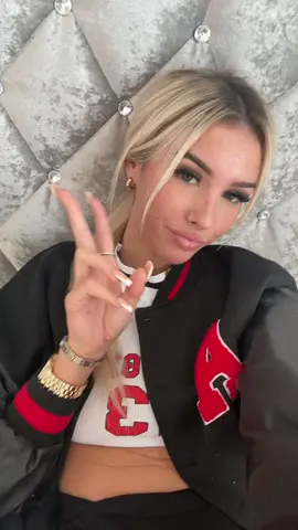 Its a bad habbt insta tianamya_