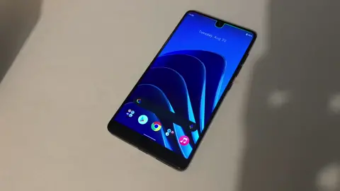 Anyone remember the Essential Phone? Yeah, well that came out FIVE YEARS AGO! Today, we’re going to take a look at how it holds up in 2022! https://youtu.be/OPtNdyoPgr8 #technologyandtoys #technology #youtube #techchannel #influencer #techinfluencer #foryou #foryoupage #fyp #explore #explorepage #essentialphone #essentialph1 #essentialphoneph1 
