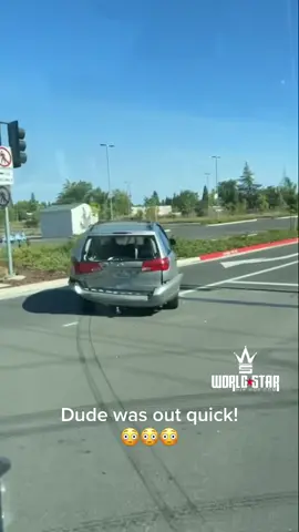 Dude was out quick! 👀😯😳 (IG: @zackeazy) #crimestories #holdup 