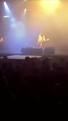 Barricada - Sean Bienvenidos #español #letra #rock #rockenespañol #viral #viralrock #rockstar #españa #barricada #barricadabanda #seanbienvenidos 