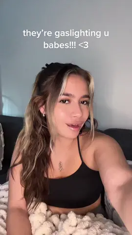 #stitch with @taraswrld like BFFR?? i get to set up my silly little ring light and tell u guys silly little stories for money? i’ll be the FIRST to admit i’m the luckiest girl in the world bye (point is i love u guys & pls be careful who u support <3)