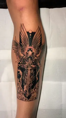 Tattoo guerreiro templário na canela #acretattoo #viral #tattoo #ink ##templariosbrasiloficial #flamengo 