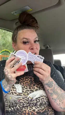 I liveeeee them sm babe! Ty sm! @BriOriginalArt #poboxunboxing #poboxopening #poboxhaul #nunezfamilyof4 