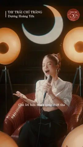 “Tay trái chỉ trăng” phiên bản Việt - Trung trong “Số 5 của Yến” #so5cuayen #duonghoangyen #mcv #taytraichitrang #covernhactrung #huongmattuakhoisuong 