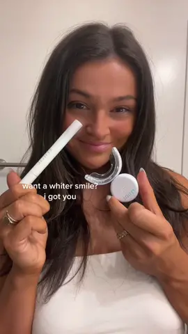 me & my bestie @Mint Teeth Whitening 🦷 #teethwhitening #mintteethwhitening #ad