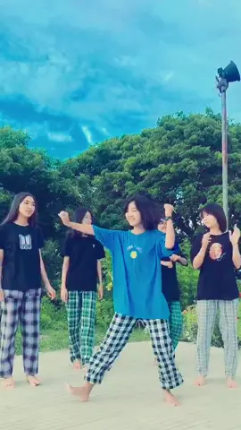 ကဲ အသေးကတော့အသေးလေးပါပဲ😍😍😍@💖Khaingkhaing💖 @San San Htwe @ØoŃaingLińAuñg @Aye Myat Moe5609 @KTTK🤓 @Su Yadanar Zaw173 @Y A T fan @TinLinAung @WE LOVE YAT Fan @rachel @We Love Yat Fan😘Moe Zay❤👀 