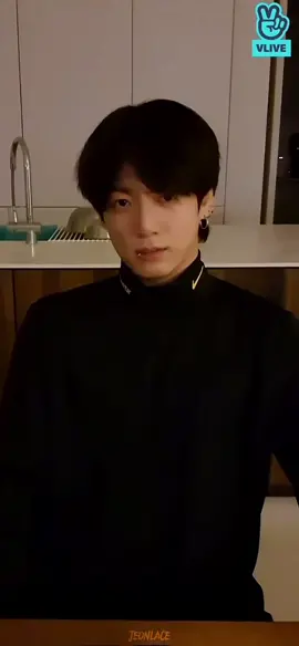 🤨? #jungkook #jjk #jk #bts #bangtan #btsedit #jeonjungkook #maknae #goldenmaknae #meme #comedy #army #live #vlive 