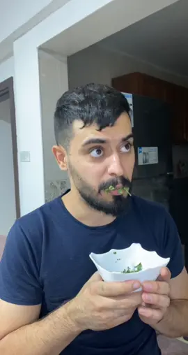 لما تشتري لامك اغراض 😂😂💔..الولد الصغير دائما بغيب الف ساعه وبرجع على الفاضي 😂😂