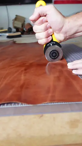 Making a wallet with some ASMR #asmr #asmrsounds #visualasmr #leathercraft #leathertok #handmade