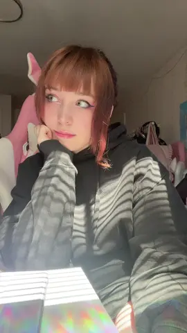 Todays one of those days when i feel uncomfortable in my own skin