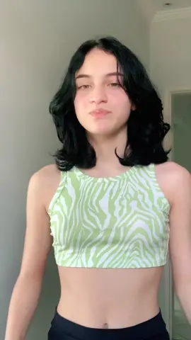 dc: ? só sei q é muito fofa ❤️🥰 #fy