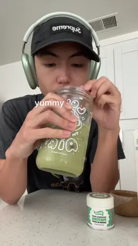 another day, another coffee ft. headphones i barely use lol / use code JEFFREYT20 for $$ off 🍵🫶🏻💕#matchabar #drinkmatchabar #icedmatcha