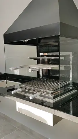 🔥Bancada em Granito Preto São Gabriel com Pia e área seca com recorte para Fogão Cooktop e  Churrasqueira Gourmet.tudo acoplado a este lindo projeto . Tudo isso suspenso na parede ,sem a necessidade de alvenarias mirabolantes tijolos, areia, cimento, ferro etc.   Muito mais praticidade e economia pra você #churrasqueiradevidro #churrasqueadasoficial #churrasqueiragourmet #churrasqueiro #churrascoterapia #churrascoemfamilia #churrascoecerveja #churrasqueira #churrascoemcasa #churrasco #churras #marmoresegranito #marmores #foryoupage #foryou #fyp