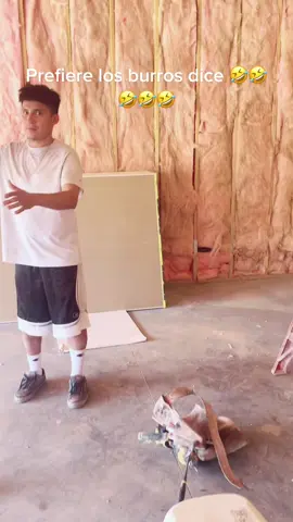 Puras fallas mucha 🤣🤣🤣🤣🤣🤣🤣#fypシ #viral #drywall #parati #chirrokeros #drywallfinisher #drywallboys @lopezdenilson3 @yefrisuriano @dannypineda530