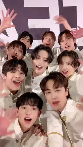 みなさん、こんにちは！&TEAMです！ #andTEAM #K #FUMA #NICHOLAS #EJ #YUMA #JO #HARUA #TAKI #MAKI