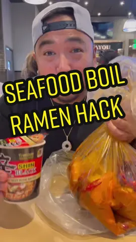 That egg tho @Zay Purpose #ramenhack #seafoodboil #crabboil #shrimpboil #ramenhacks #ramen #egg #foodtiktok #FoodTok