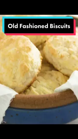 Perfectly flaky old fashiojed biscuits #biscuits #homemadebiscuits #biscuitrecipe #baking #breadtok #Recipe