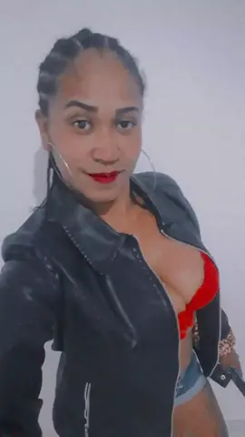 preta 😍😍🍷👄