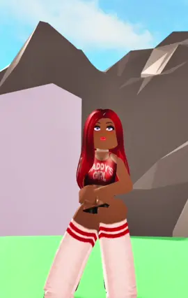 Hoy mas hermosa que todos los dias #robloxedit #roblox #foryou #parati #foryoupage #viral #dance #dancing #lentejas #zyxcba #transgirl #trans #game #oof 