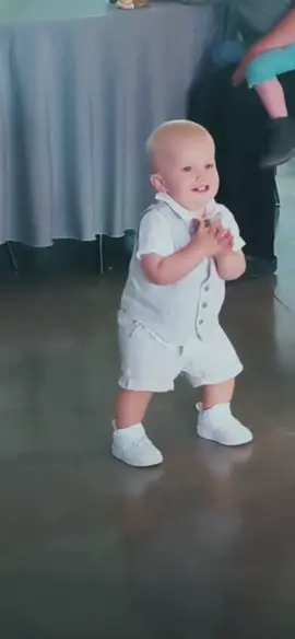 Because he’s happy 😊 #kidsdancing #happy #dancemoves #hesgotmoves