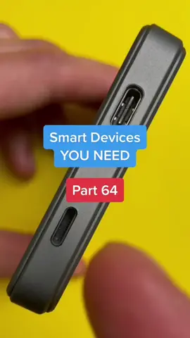 This Magnetic charger is everything i didnt know I needed! 🔋🔌🔋#portablecharger  #smartbattery #iphone #electronics #acessories #lightningport #usb #usbc 