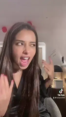 يعني ايه اسكتي انتي؟🤣🤣😂😂😂😂