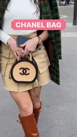 Paris Street Style #StreetStyle #StreetFashion #streetstylefashion #whatpeoplearewearing #streetstyleinspo #fashiontok #fashiontiktok #fashioninspo #whateveryoneiswearing #parisfashion #parisstreetstyle #paris