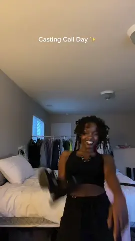 I really didn't feel like re-doing this transition lol, but I MADE IT - it was for a fashion show :)✨ #fashiontiktok #modelsoftiktok #modeltok #locs #castingcall 