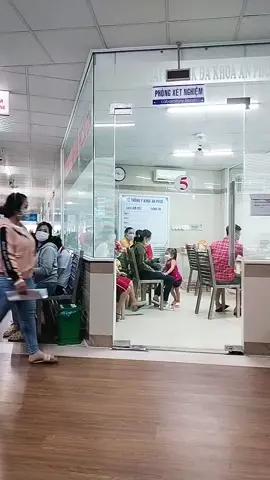 cái cảnh đi khám bệnh ngồi chờ xét nghiệm chán thật cả nhà ạ😂😂😂😂😂😂😂😂😂😂😂😂😂#xuhuongtiktok 